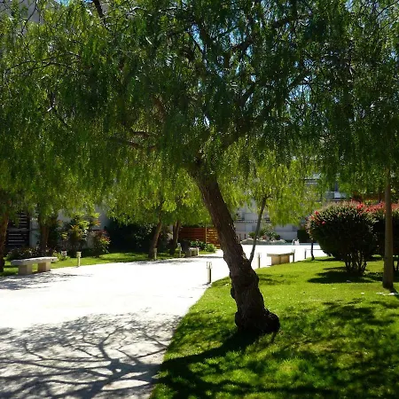 Piscines - Climatisation - Calme - Wifi - Plages - Vue - Bord De - Parking Apartment Roses